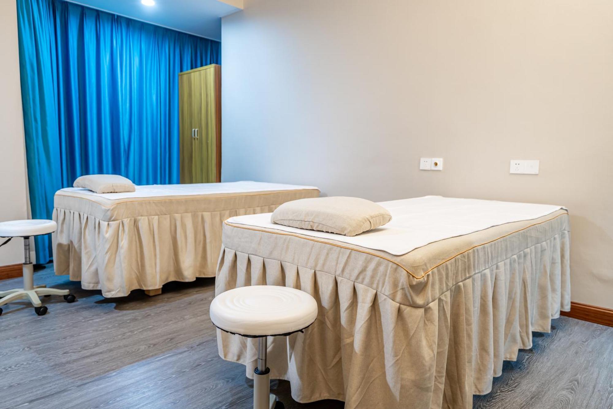 Waifiden Hotel -Former Tokai Hotel - Xiaobei Metro Station - During The Canton Fair, There Will Be Shuttle Buses For Transportation Back And Forth Buitenkant foto