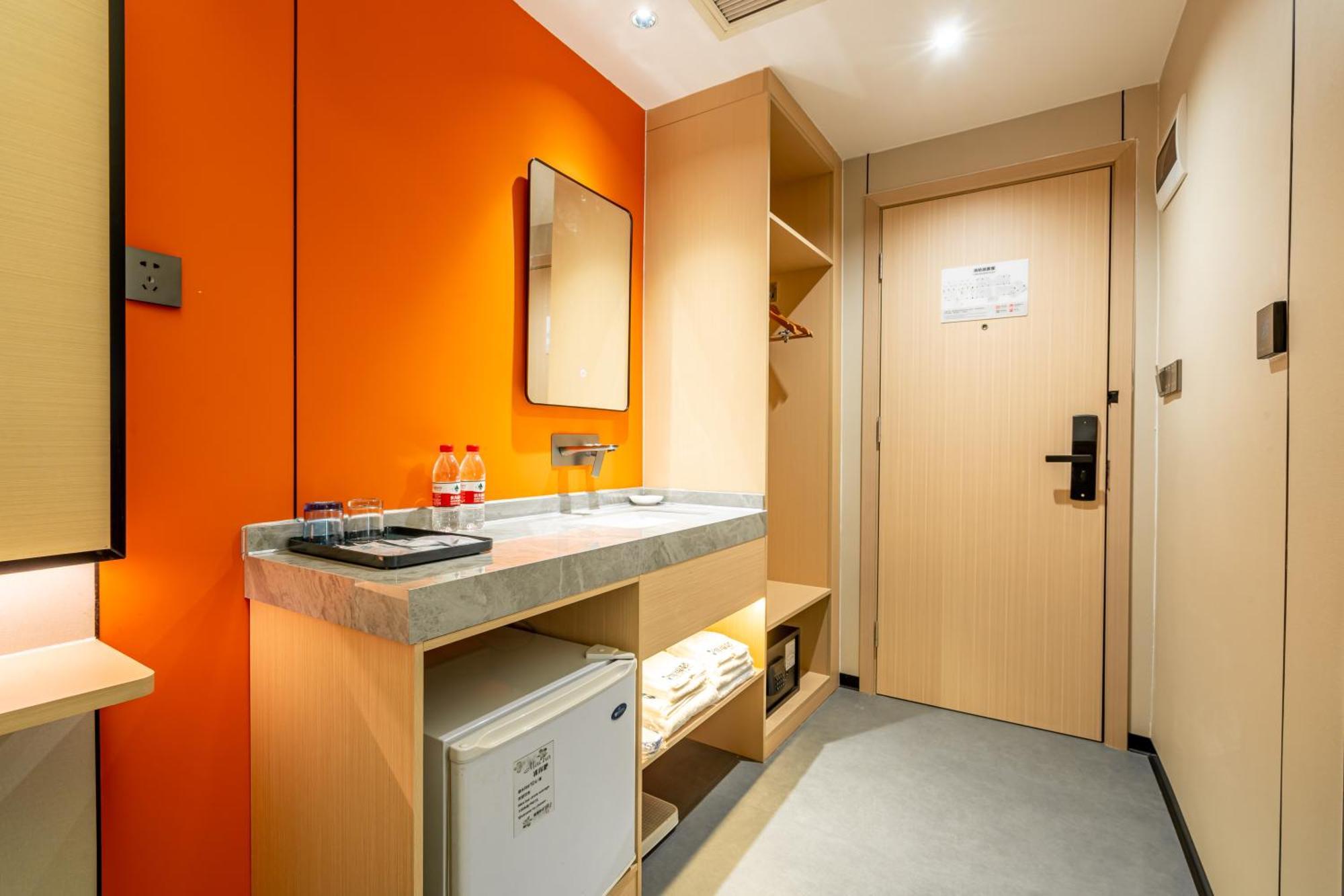 Waifiden Hotel -Former Tokai Hotel - Xiaobei Metro Station - During The Canton Fair, There Will Be Shuttle Buses For Transportation Back And Forth Buitenkant foto