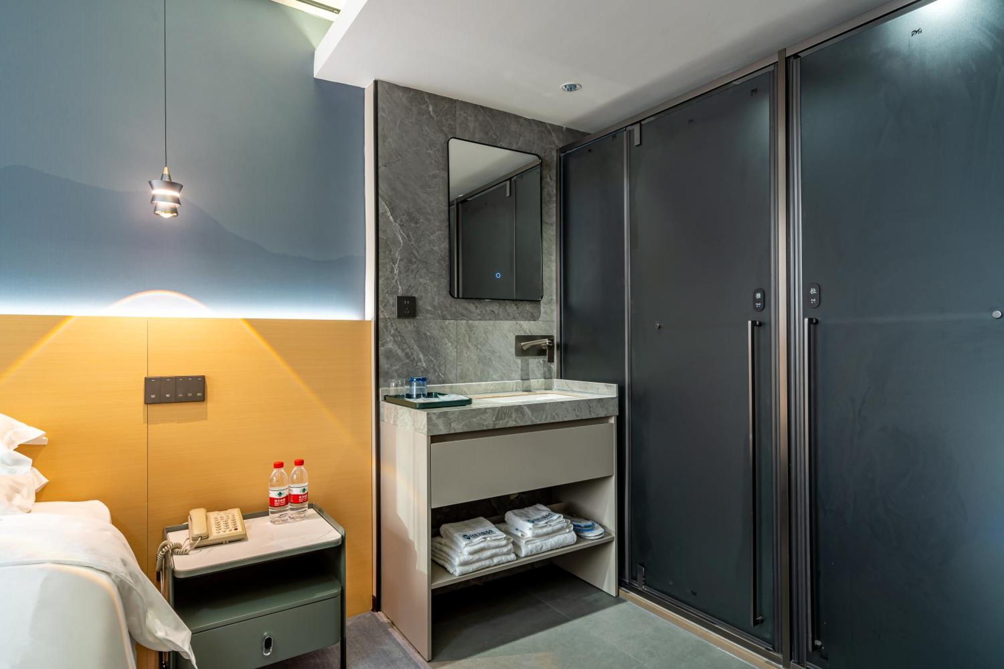 Waifiden Hotel -Former Tokai Hotel - Xiaobei Metro Station - During The Canton Fair, There Will Be Shuttle Buses For Transportation Back And Forth Buitenkant foto