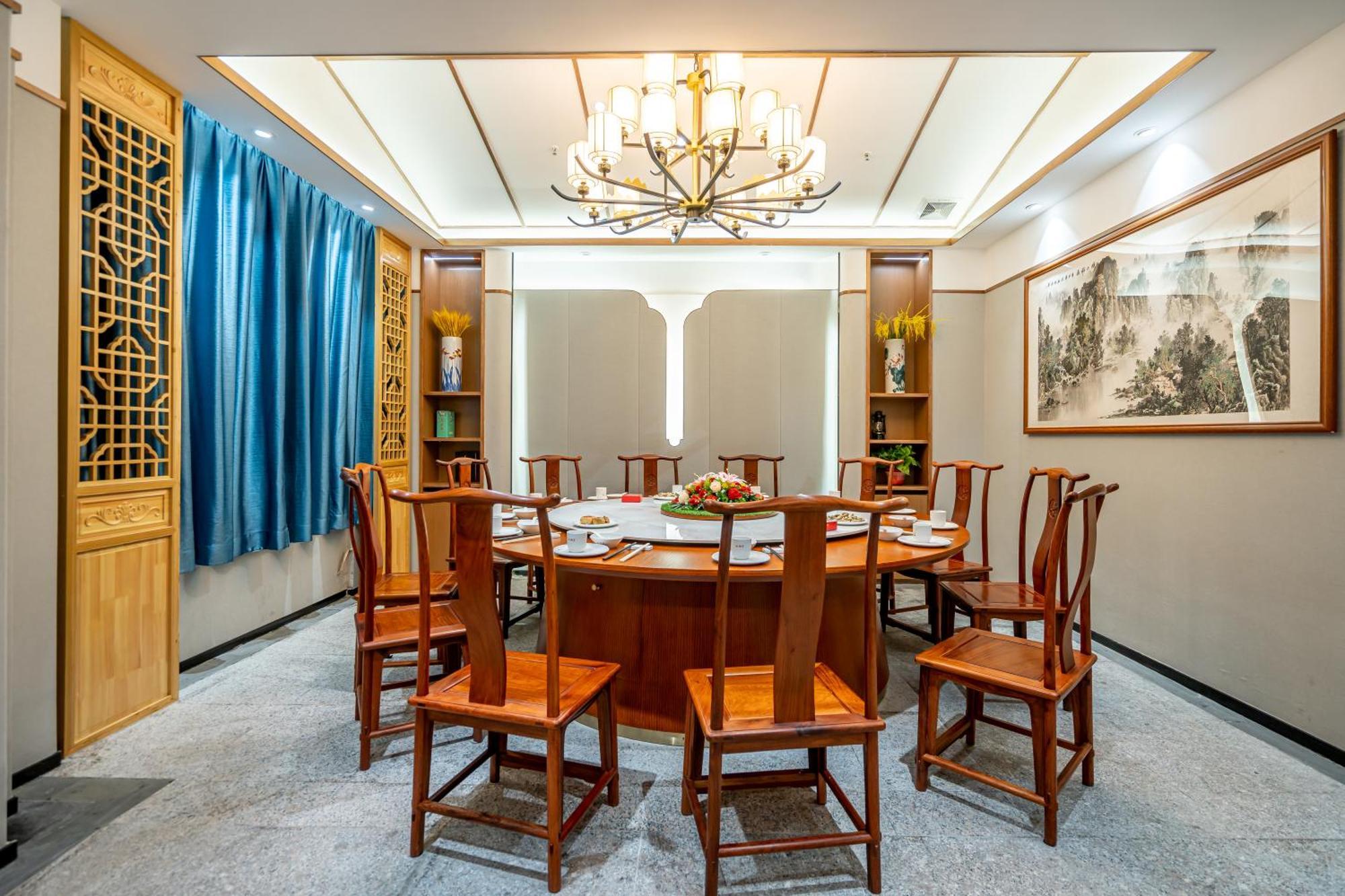 Waifiden Hotel -Former Tokai Hotel - Xiaobei Metro Station - During The Canton Fair, There Will Be Shuttle Buses For Transportation Back And Forth Buitenkant foto