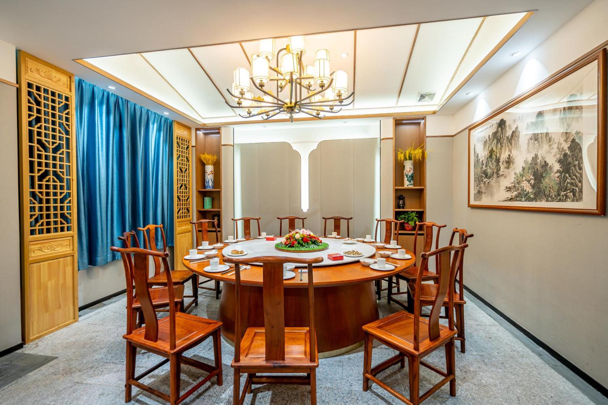 Waifiden Hotel -Former Tokai Hotel - Xiaobei Metro Station - During The Canton Fair, There Will Be Shuttle Buses For Transportation Back And Forth Buitenkant foto
