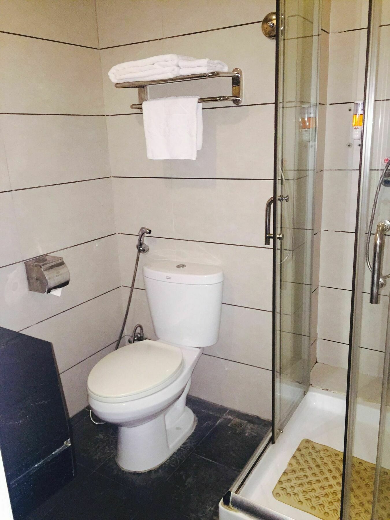Waifiden Hotel -Former Tokai Hotel - Xiaobei Metro Station - During The Canton Fair, There Will Be Shuttle Buses For Transportation Back And Forth Buitenkant foto